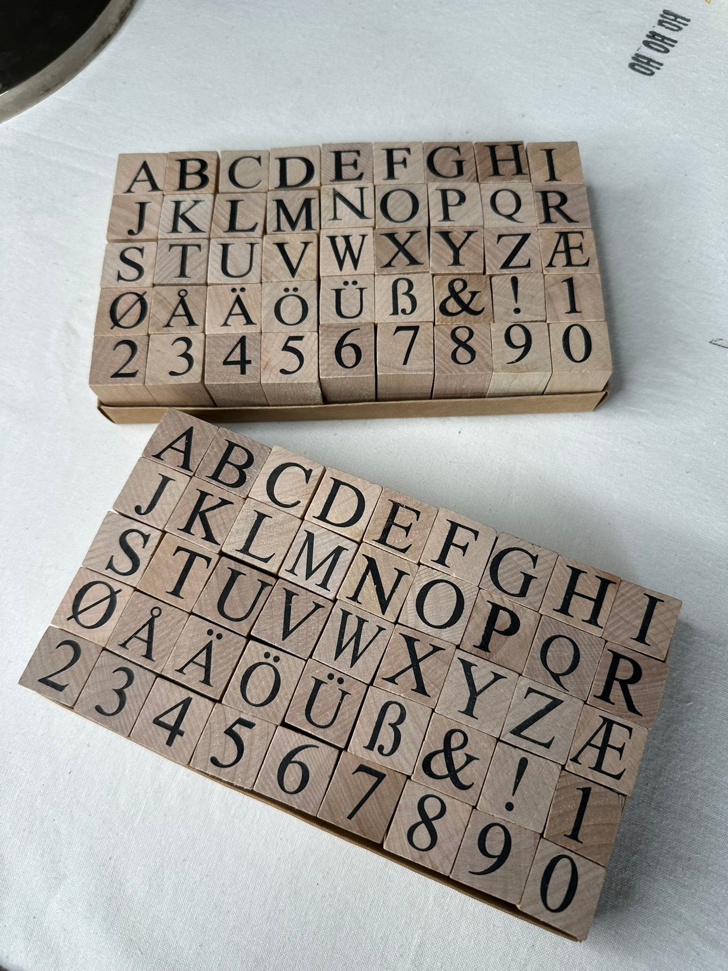 Stofftaschentuch HANDDRUCK 1er S Motiv Buchstaben Initialen grauschwarz