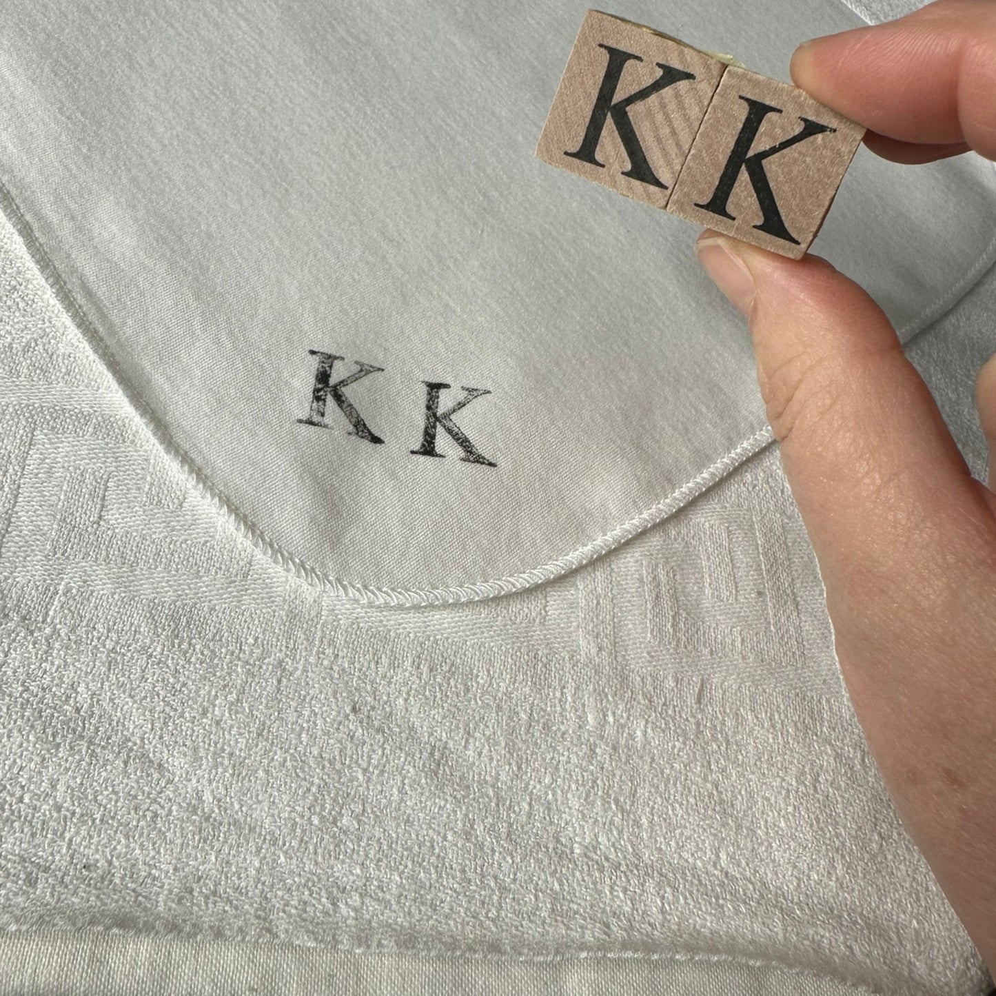 GRATIS bis 1.12.2025 ab 50 € Einkauf Stoff-TaTu - Handdruck mit Initialen